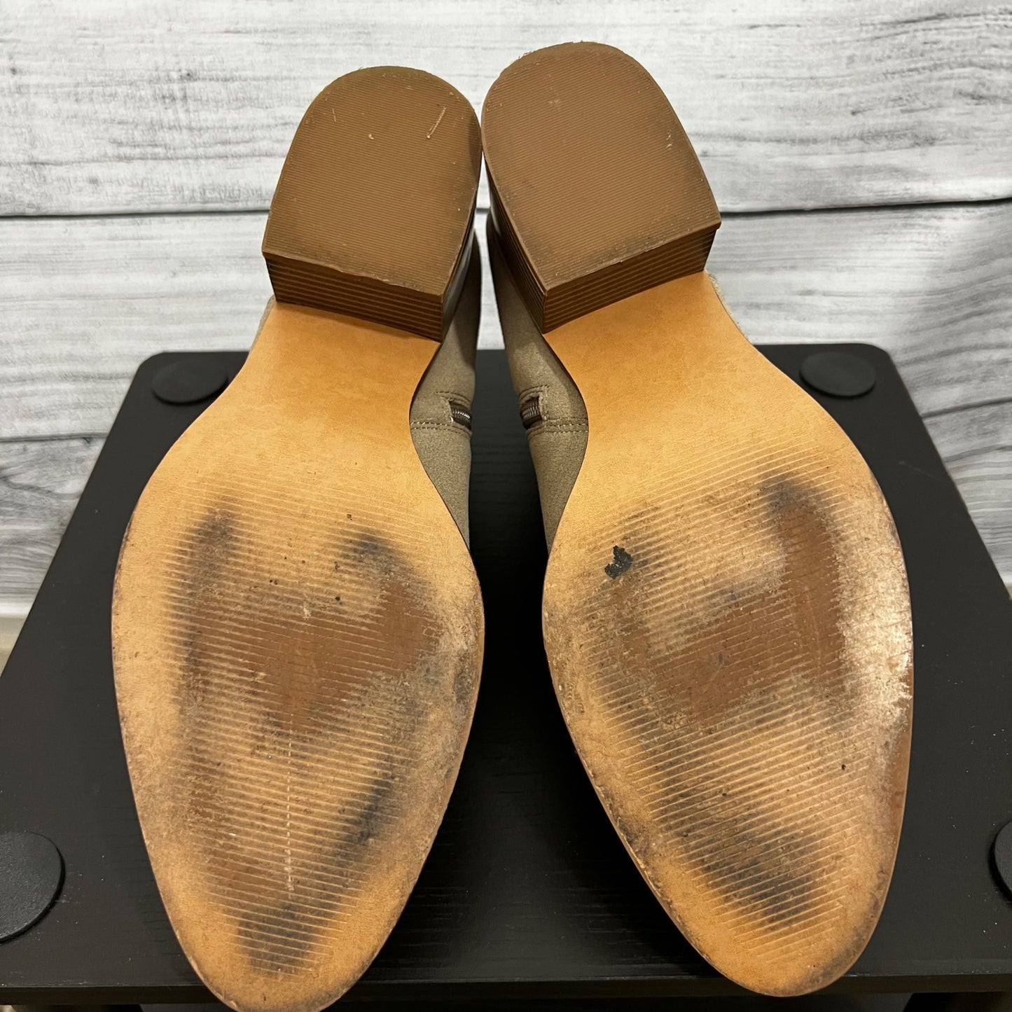 Gap Tan Suede Ankle Boots With Block Heel & Side Zipper, Size 9