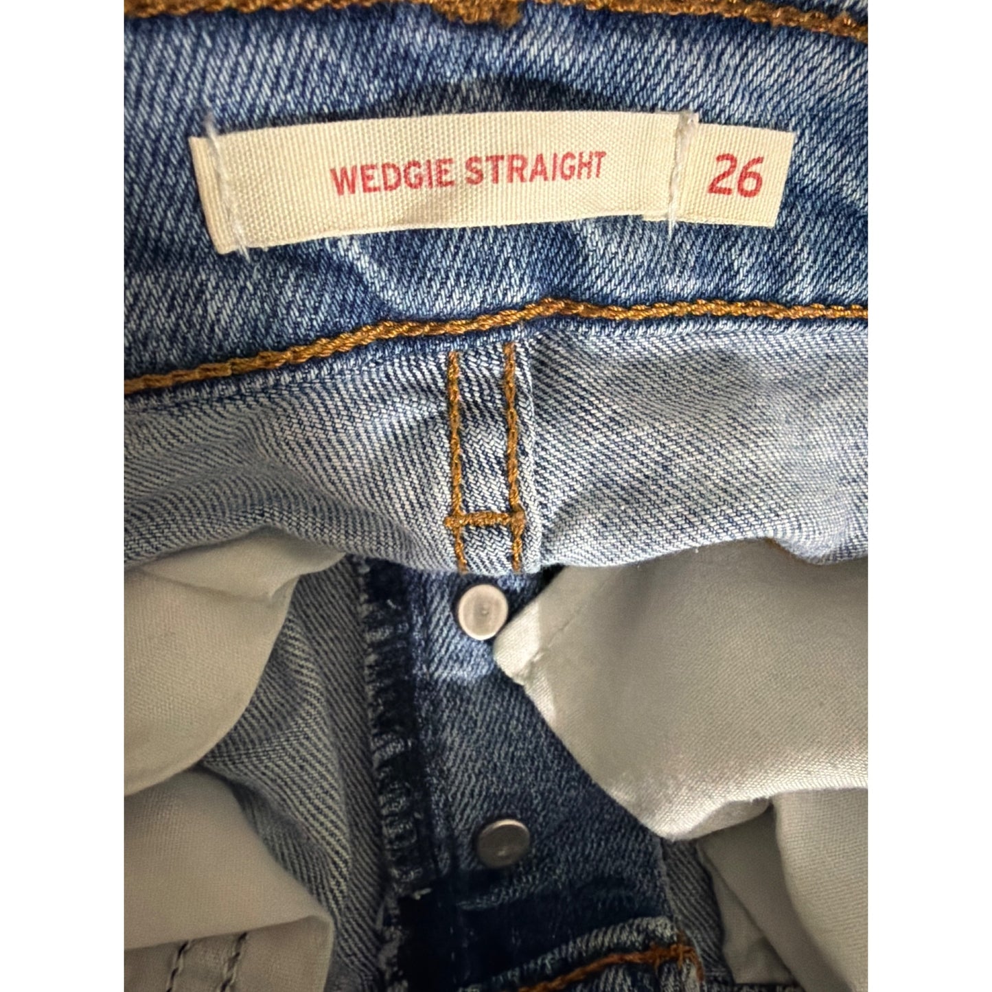 Levis Wedgie Straight Jeans Distressed Light Wash Raw Hem Size 26