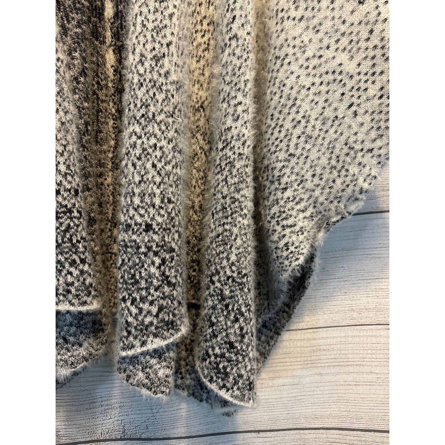 Vince Camuto Speckled Ombre Poncho One Size