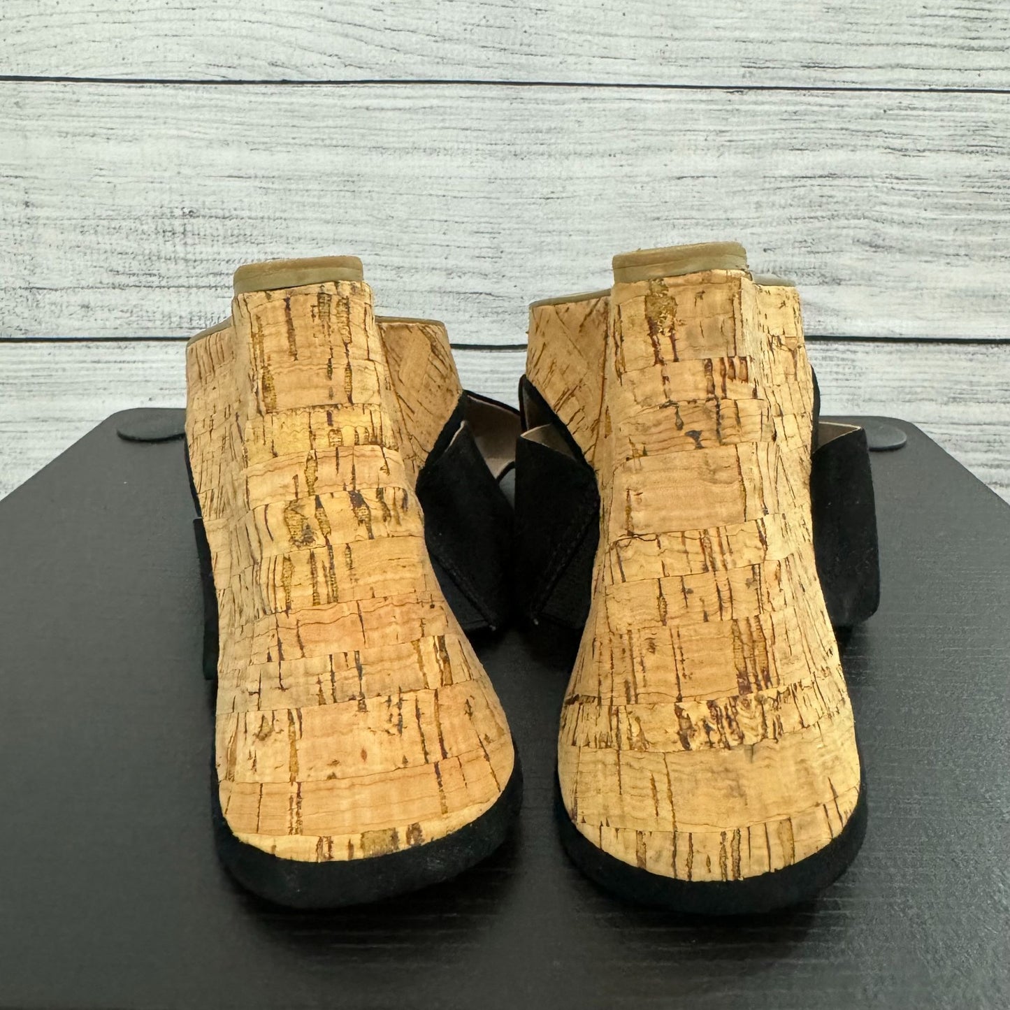 Charles By Charles David Wedge Cork Sandals Size 9.5