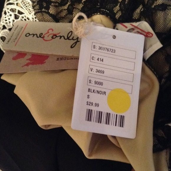 NWT Lace collared dress
