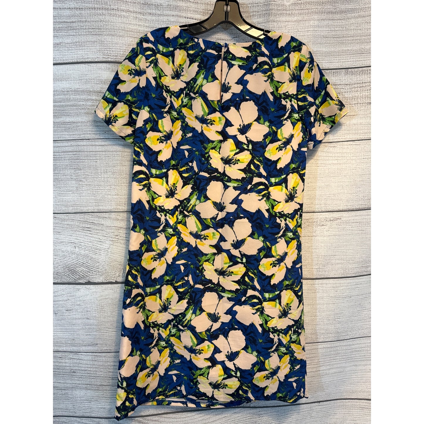 J.Crew Women's Floral Print Short Sleeve Dress Size 2 - Bright & Blooming Fashion for Any Day
