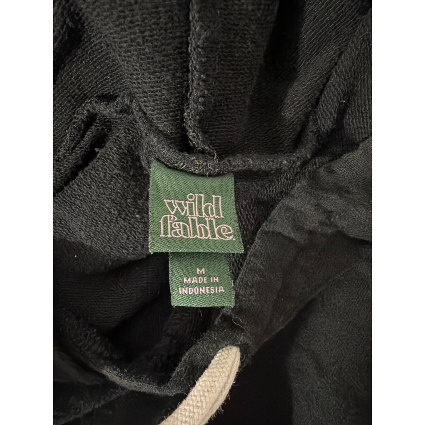 Wild Fable Black Pullover Hoodie With Drawstrings Size M