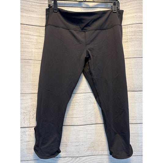 Women's Lululemon Beat The Heat Crop Size 12