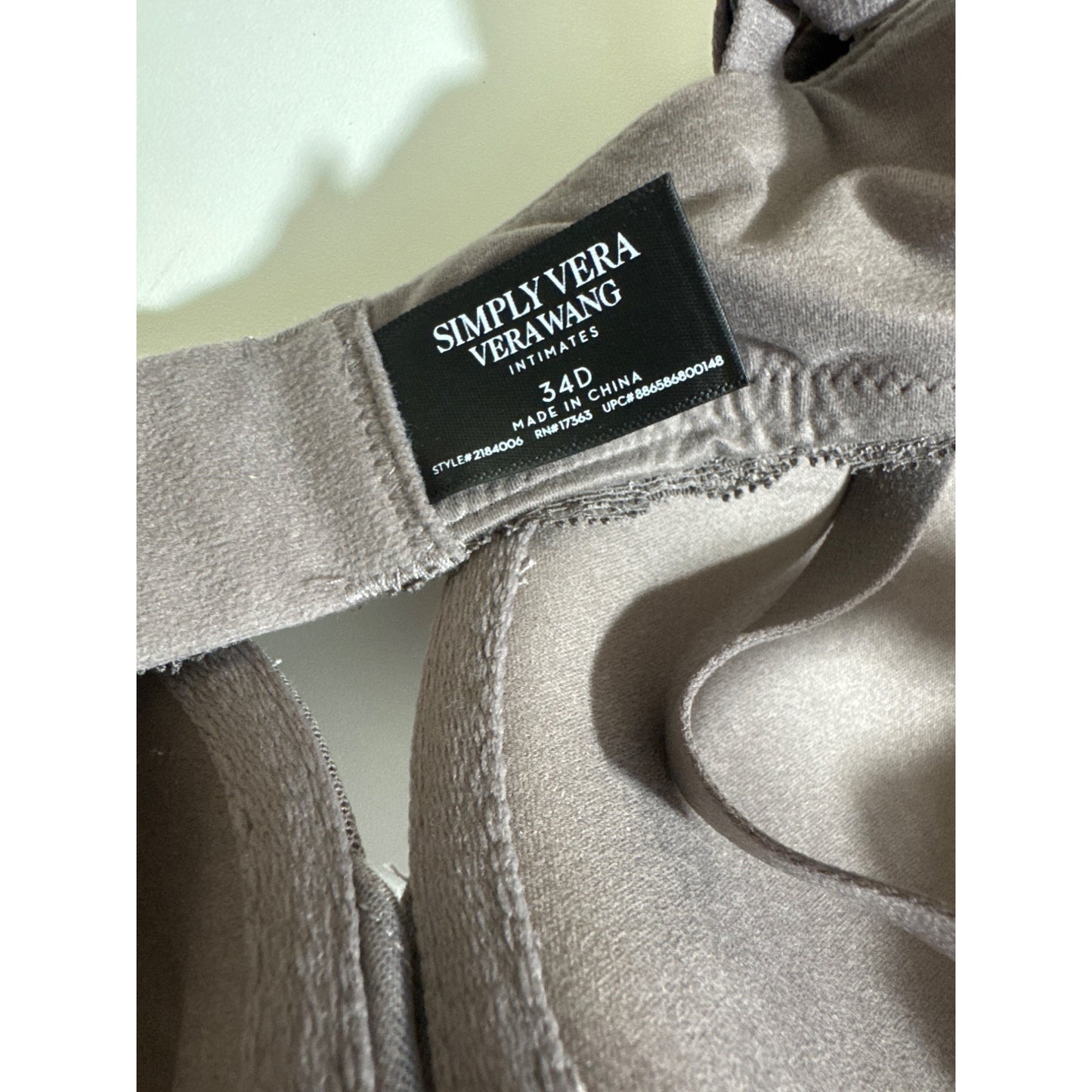 NWT Simply Vera Vera Wang Perfect Plunge Bra 34D