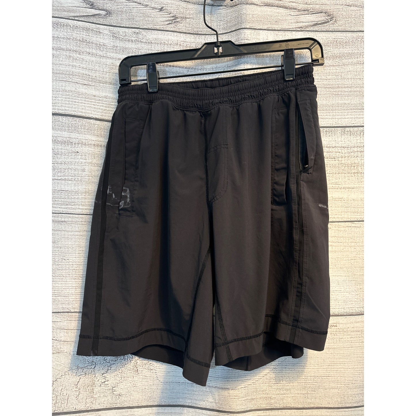 Lululemon Mens Black Pacebreaker Shorts Size M