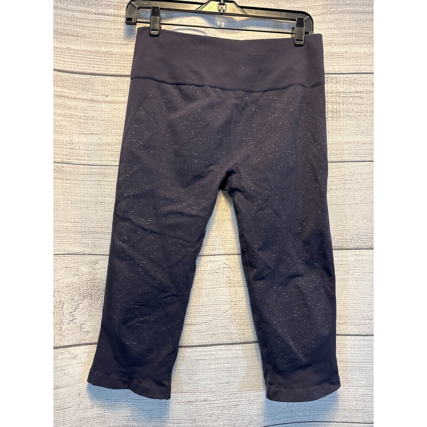 Women's Lululemon Free to Flow Crop Size 10