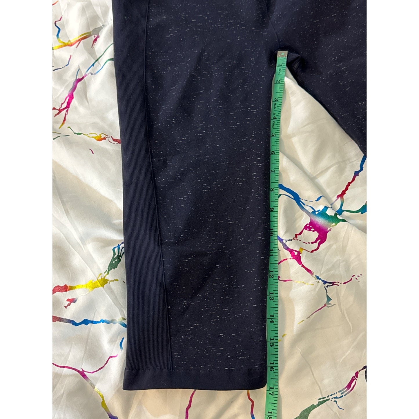 Women's Lululemon Free to Flow Crop Size 10