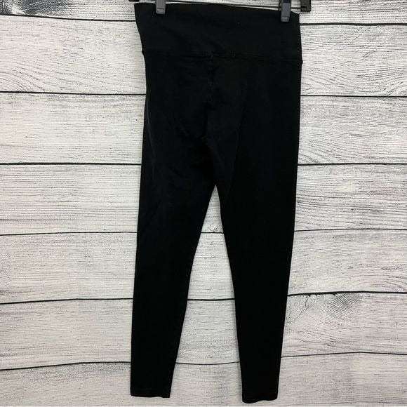 Basic black leggings