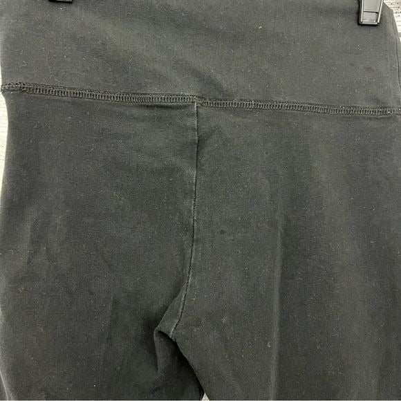 Basic black leggings
