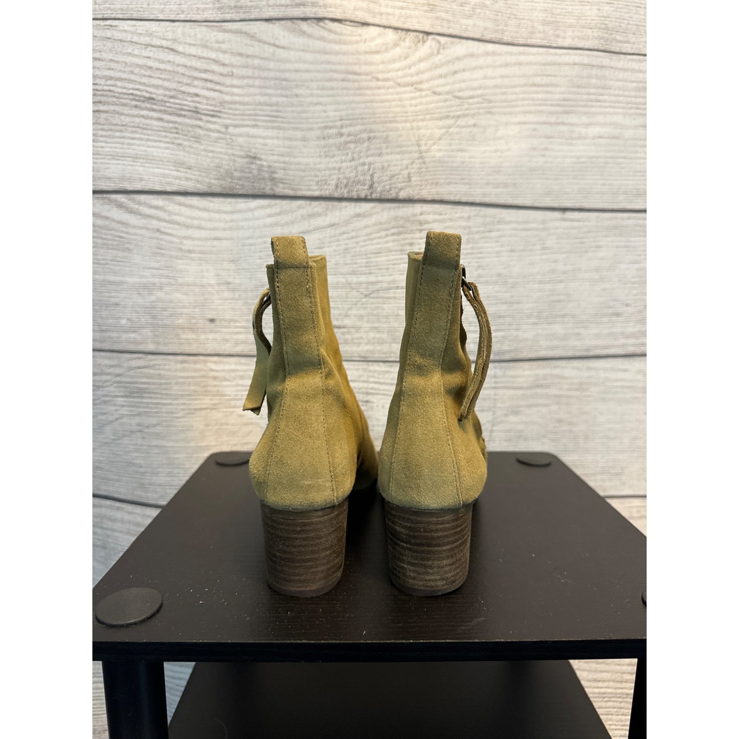 Banana Republic Suede Ankle Boots Size 6.5