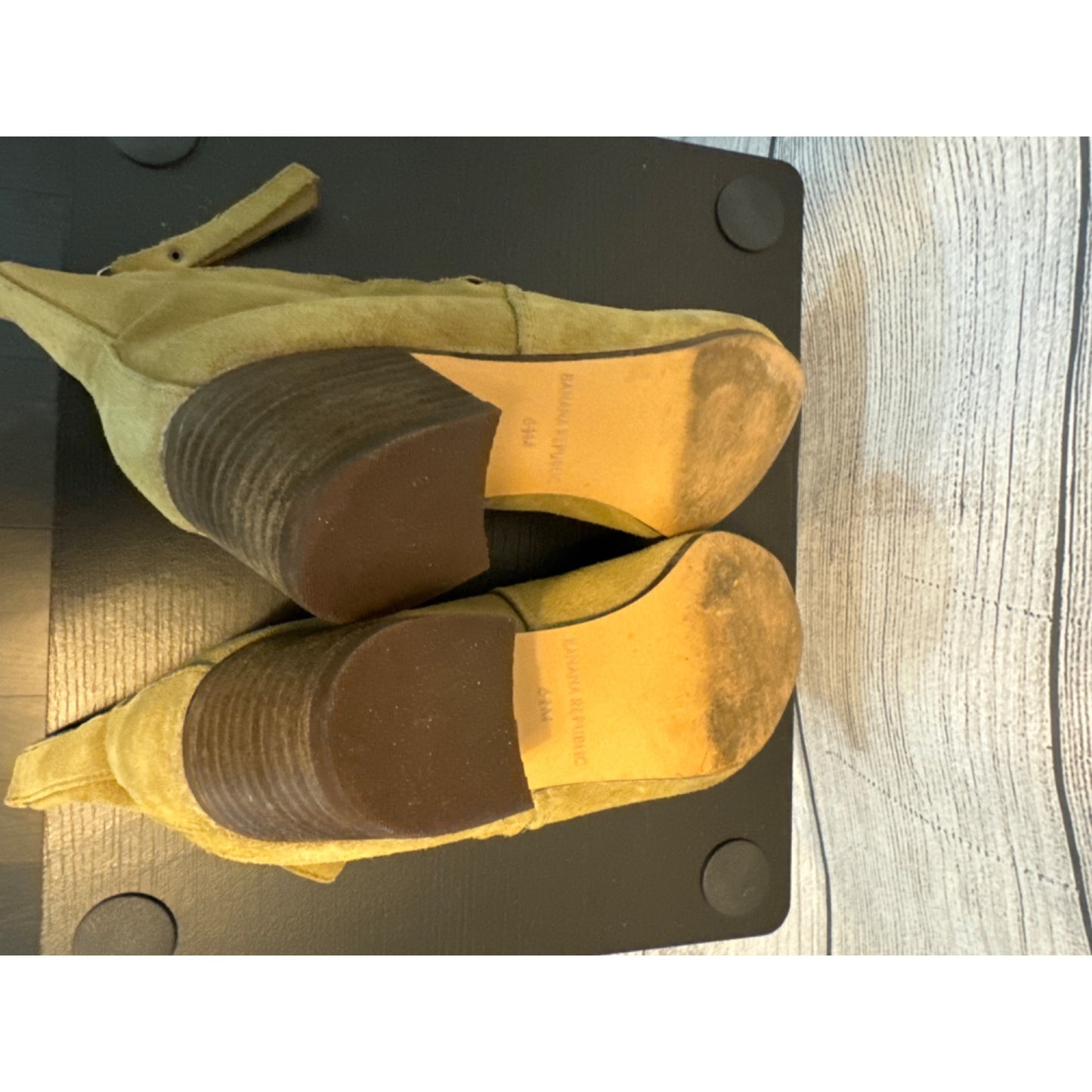 Banana Republic Suede Ankle Boots Size 6.5