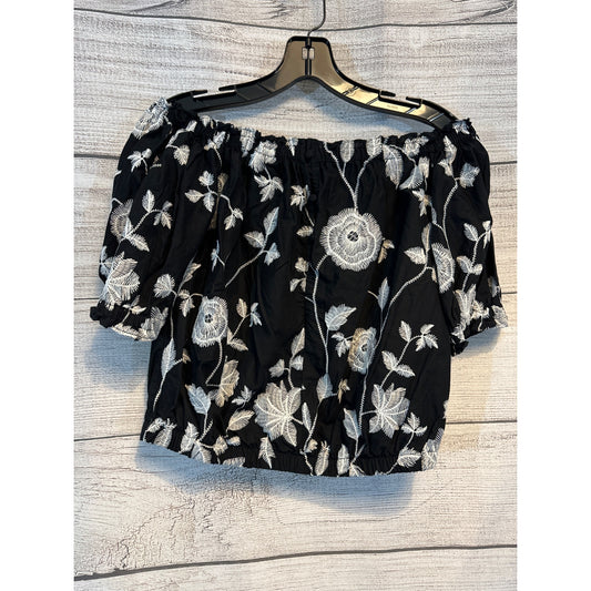 Who What Wear Black Floral Button Off-Shoulder Top XS