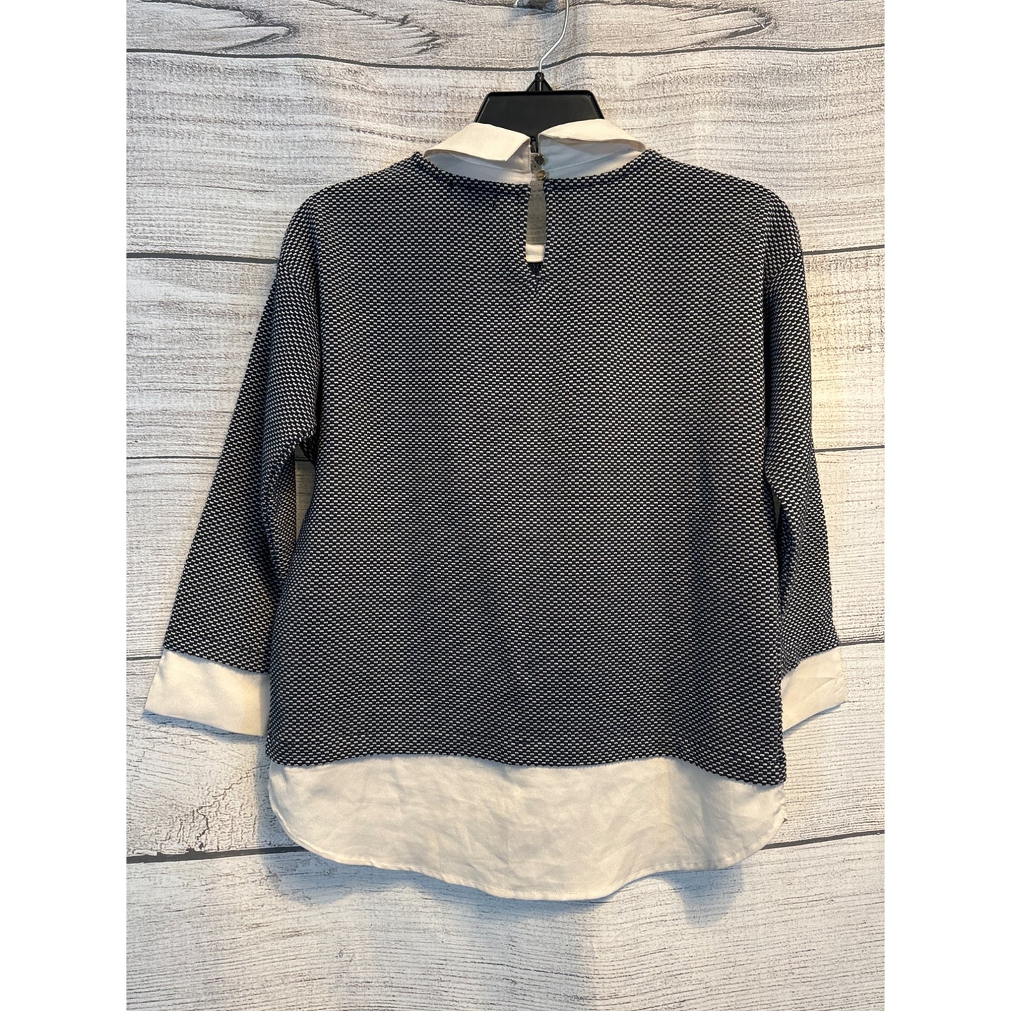 Ann Taylor Textured Knit Top With Faux Button Down Collar Size XSP