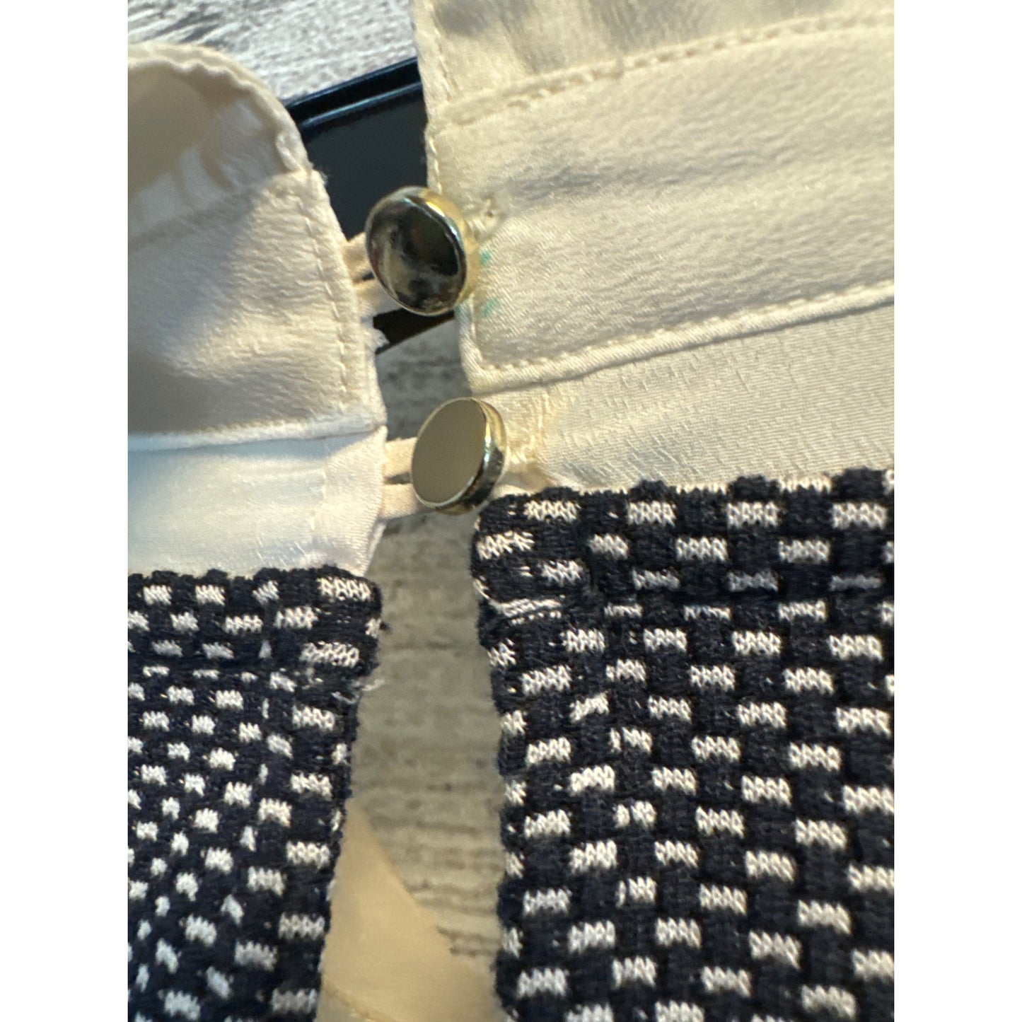 Ann Taylor Textured Knit Top With Faux Button Down Collar Size XSP