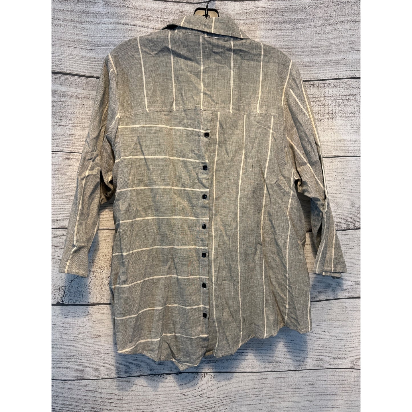 Keren Hart Grey Striped Button Down Back Shirt
