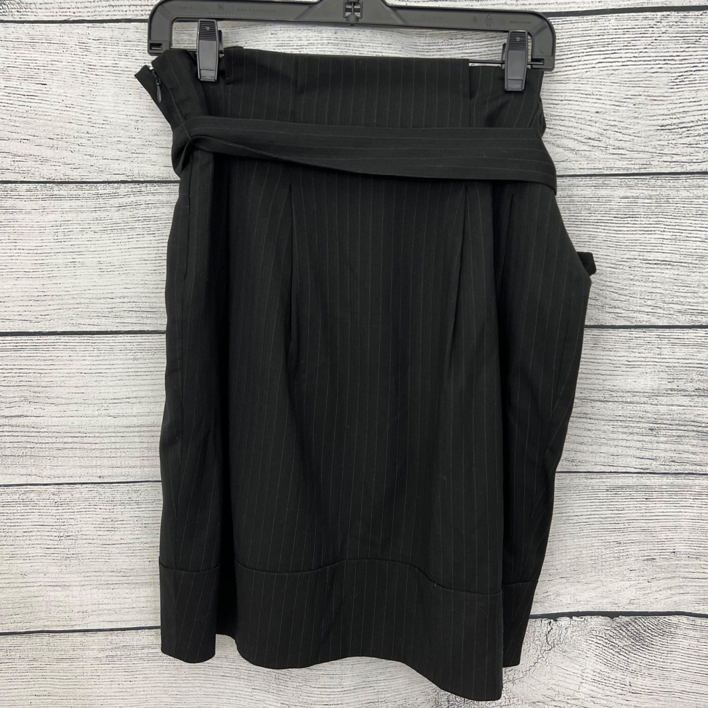 BCBG Maxazria Black Pinstripe Wrap Skirt With Bow Detail Size 10