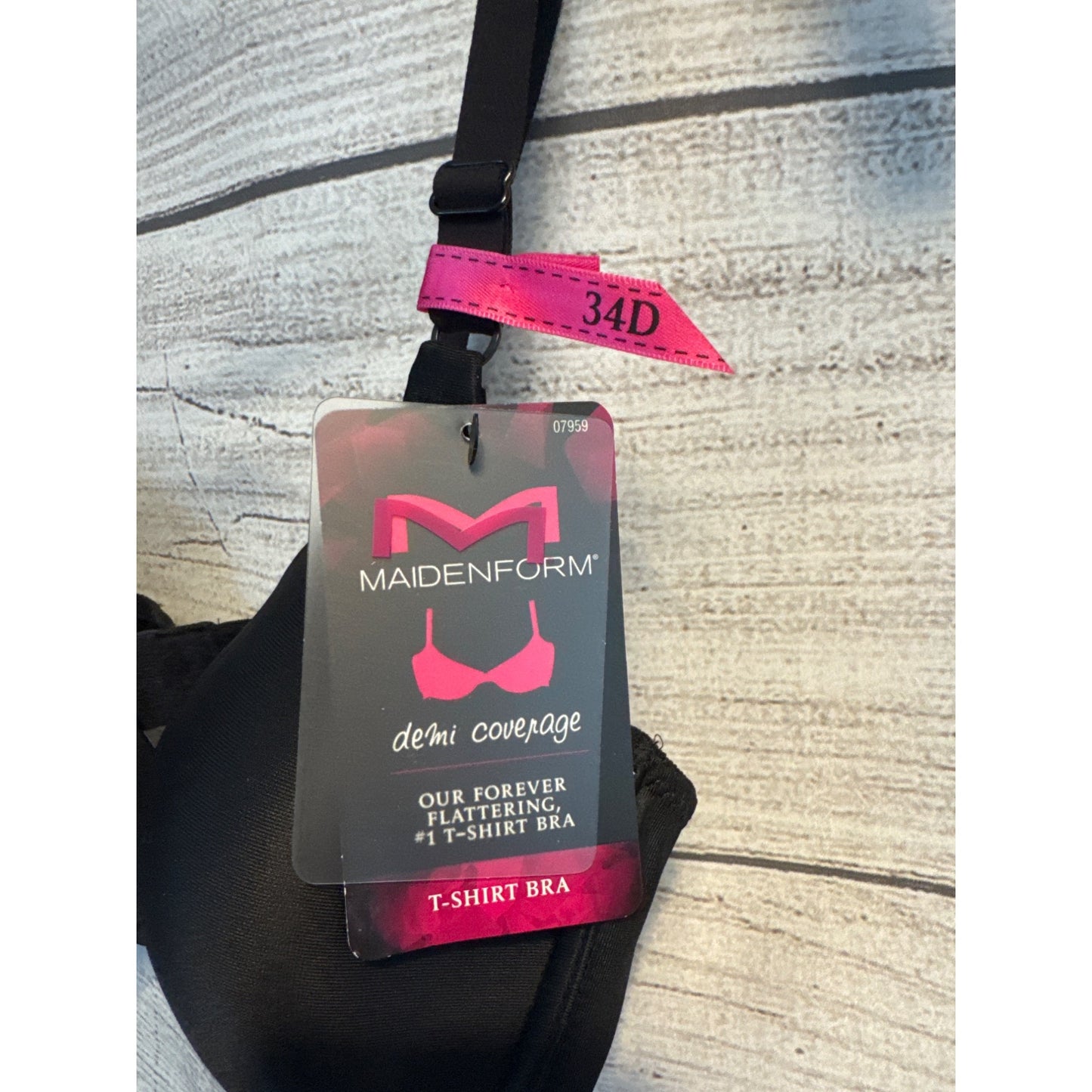 NWT Maidenform 34D Demi Coverage T-Shirt Bra Size 34D