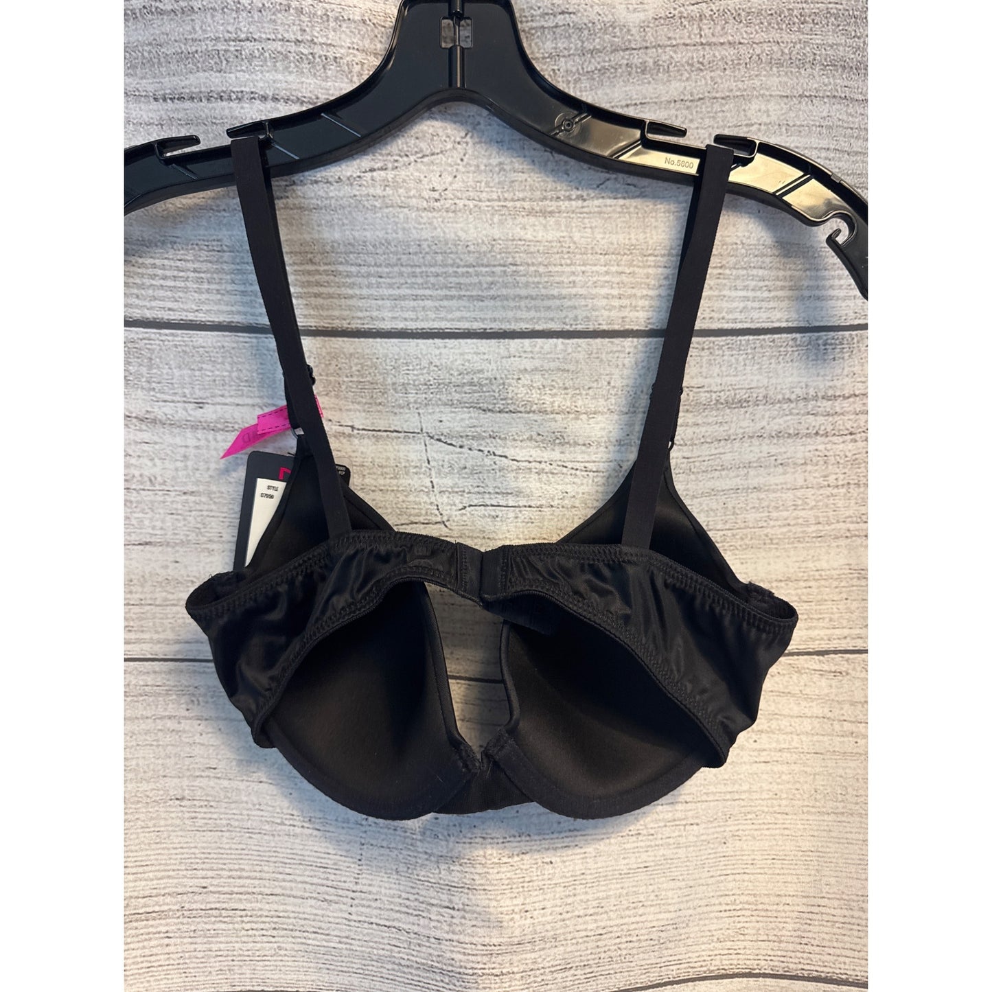 NWT Maidenform 34D Demi Coverage T-Shirt Bra Size 34D