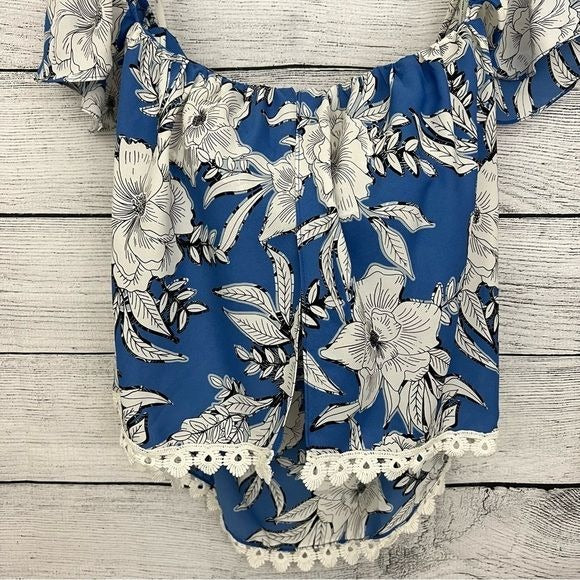 Off the shoulder Flowy Top