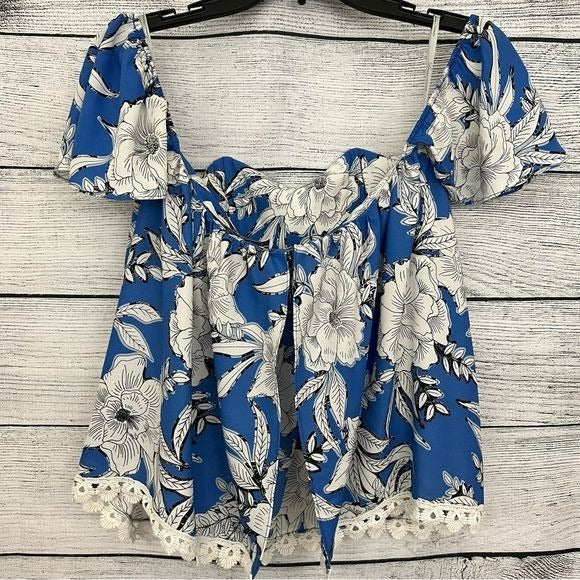 Off the shoulder Flowy Top