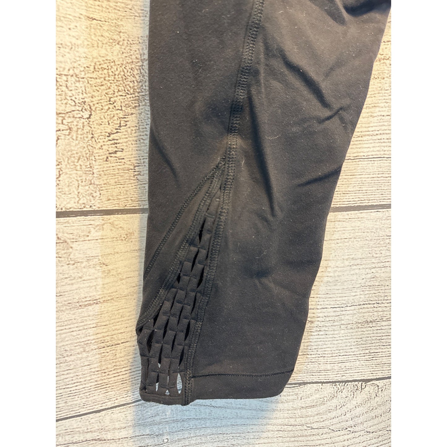 Women's Lululemon True Self Crop Black.