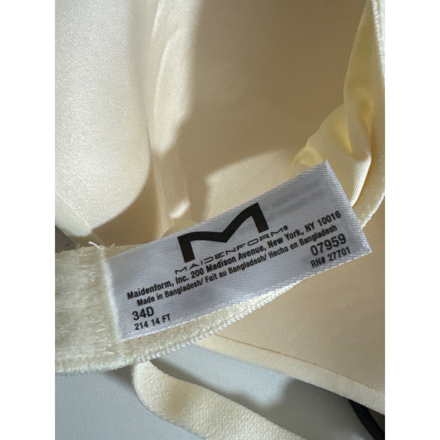 NWT Maidenform Tshirt Bra Size 34D