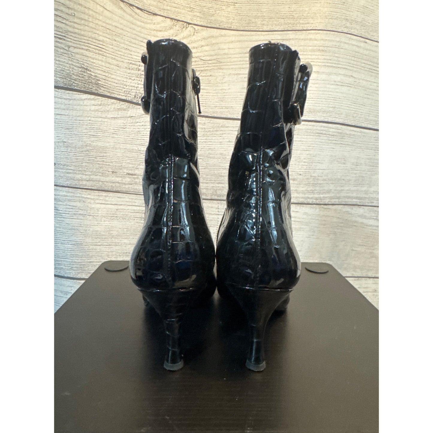 Stuart Weitzman Sioux Croco Nubuckleboot Size 7