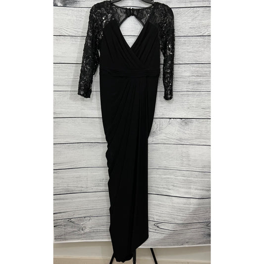 Adrianna Papell Black Evening Gown With Sequin Lace Sleeves & Keyhole Back, Size 4