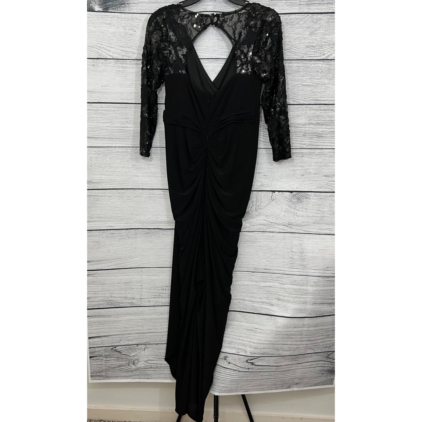 Adrianna Papell Black Evening Gown With Sequin Lace Sleeves & Keyhole Back, Size 4