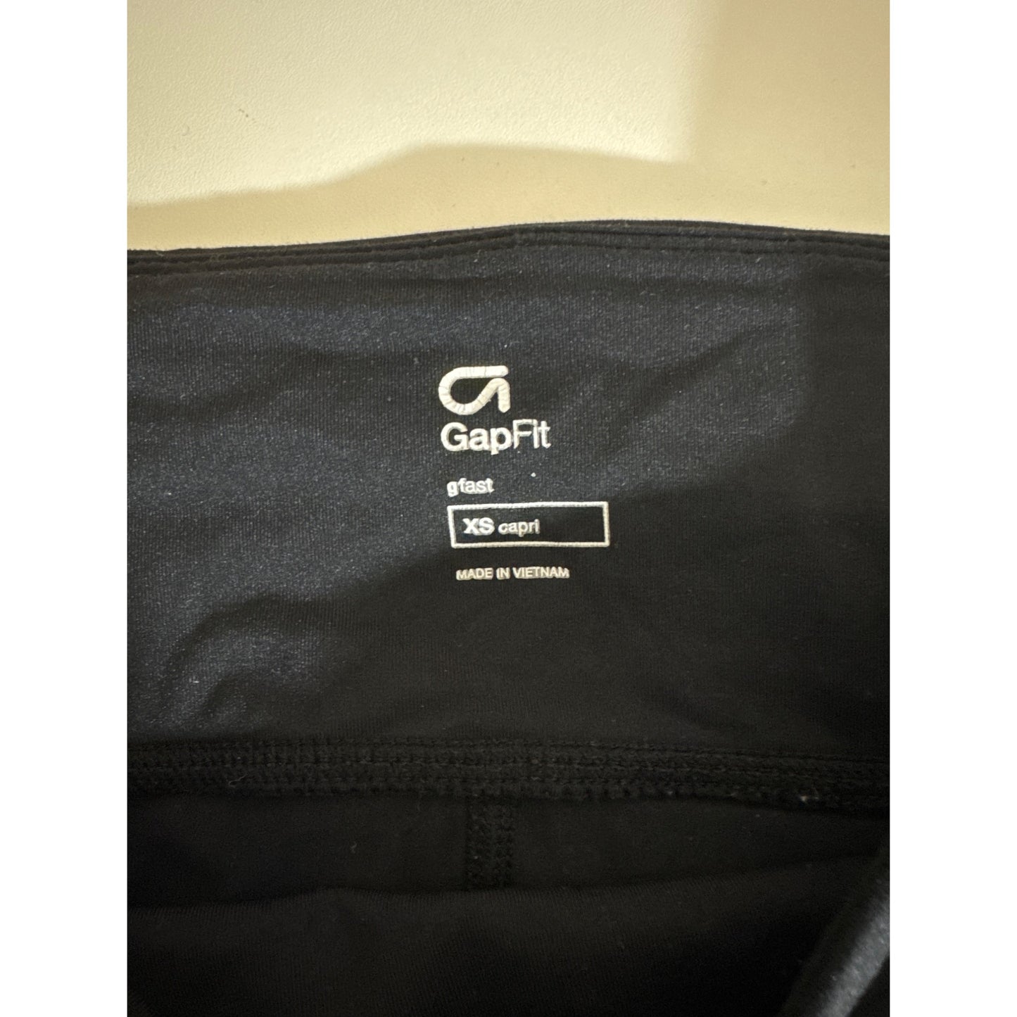 GapFit gFast Capri Leggings Size XS