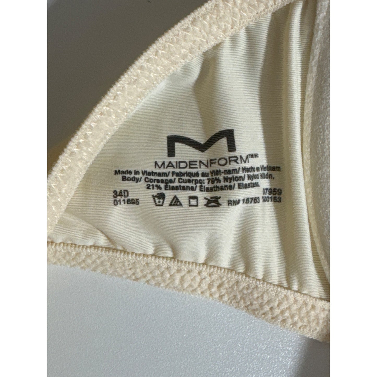 Maidenform Beige Underwire Bra Size 34D