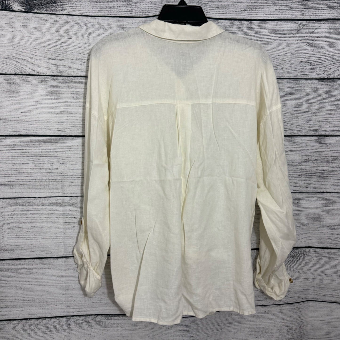 NWT Thread and Supply Linen Button Down Size L