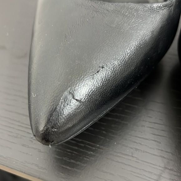 Elizabeth and James Black Pump
