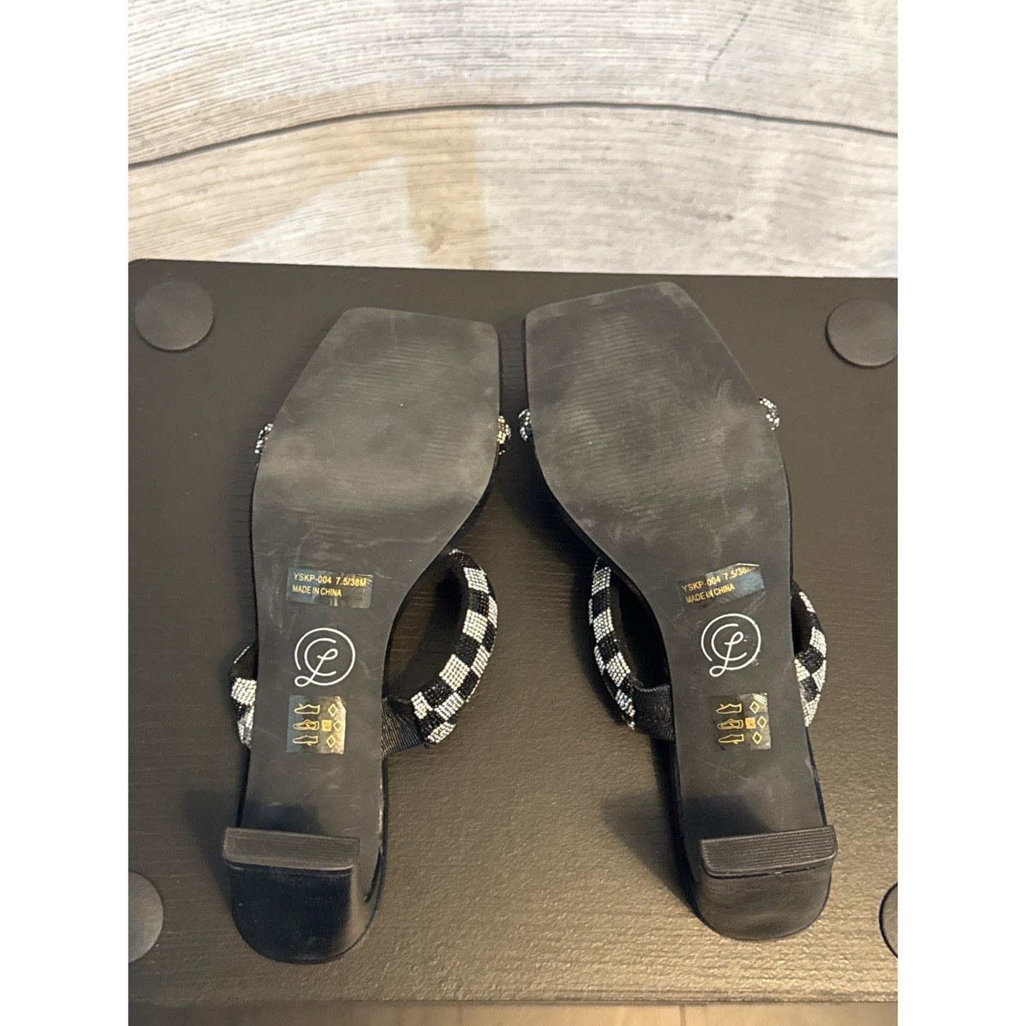 Chinese Laundry Chinese Laundry Yessenia Sandal Size 7.5