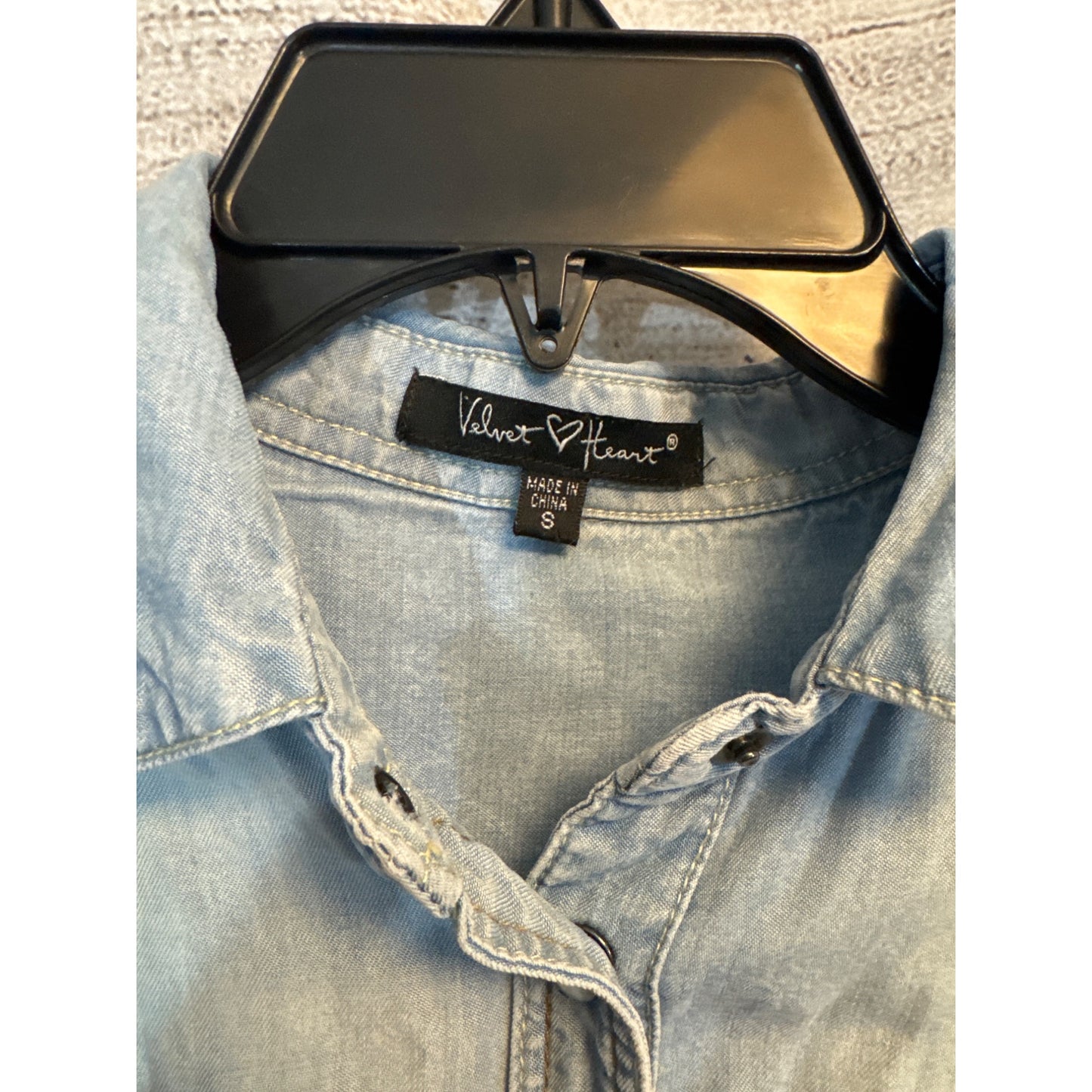 Velvet Heart Tencel Denim shirt with snaps Size S