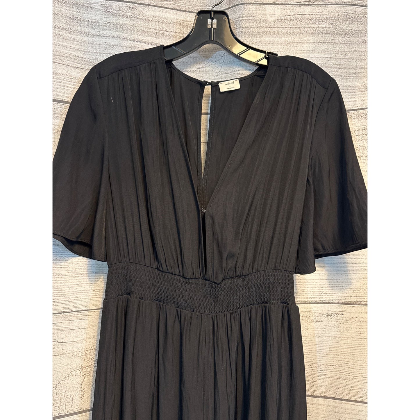 Wilfred Black Jumpsuit With V-Neck & Short Sleeves Size S