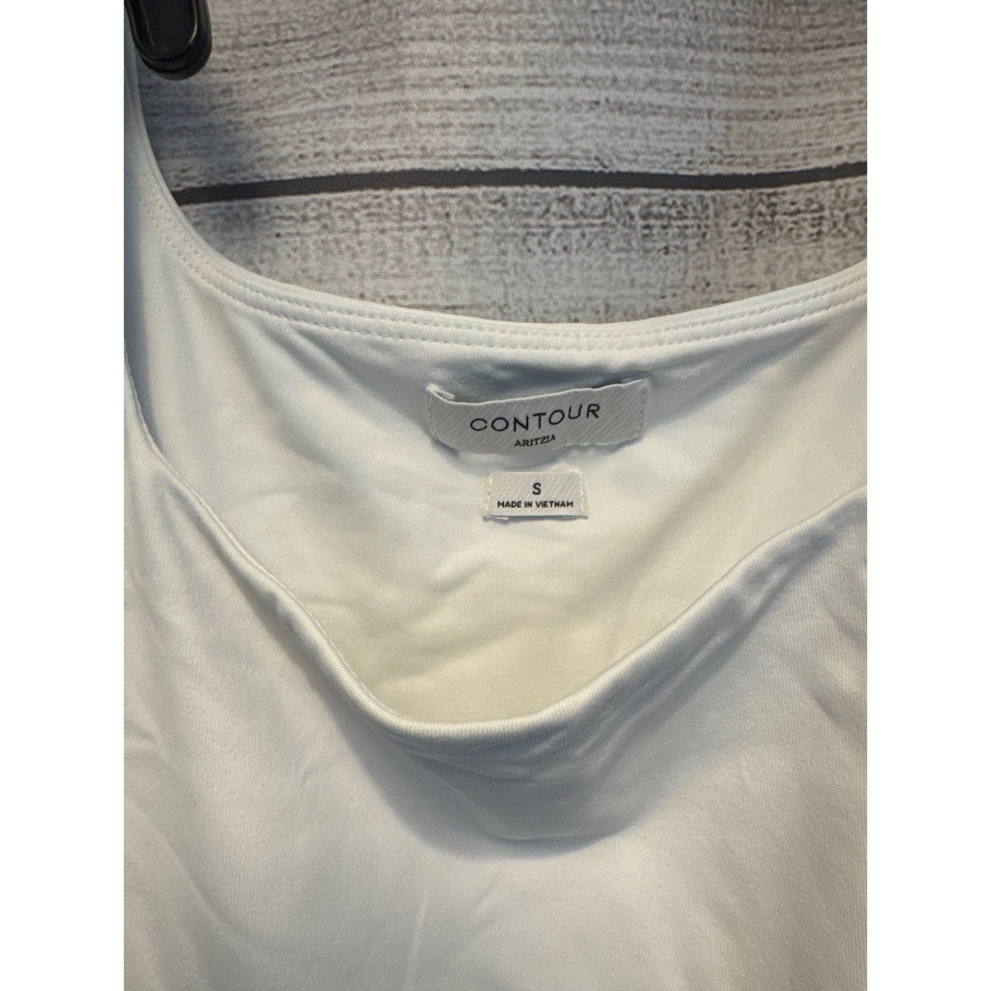 Aritzia Babaton Contour Tank Bodysuits Size S