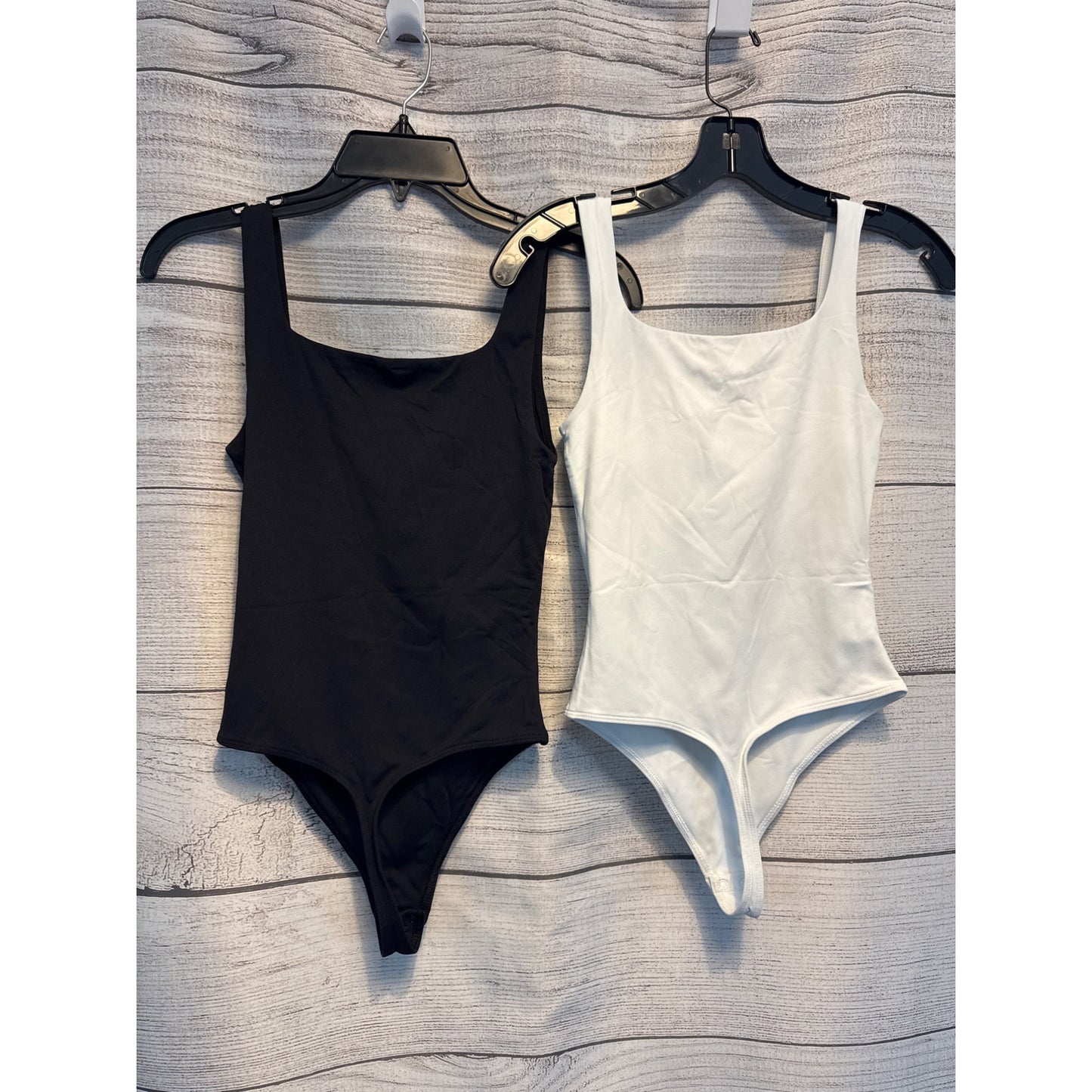 Aritzia Babaton Contour Tank Bodysuits Size S