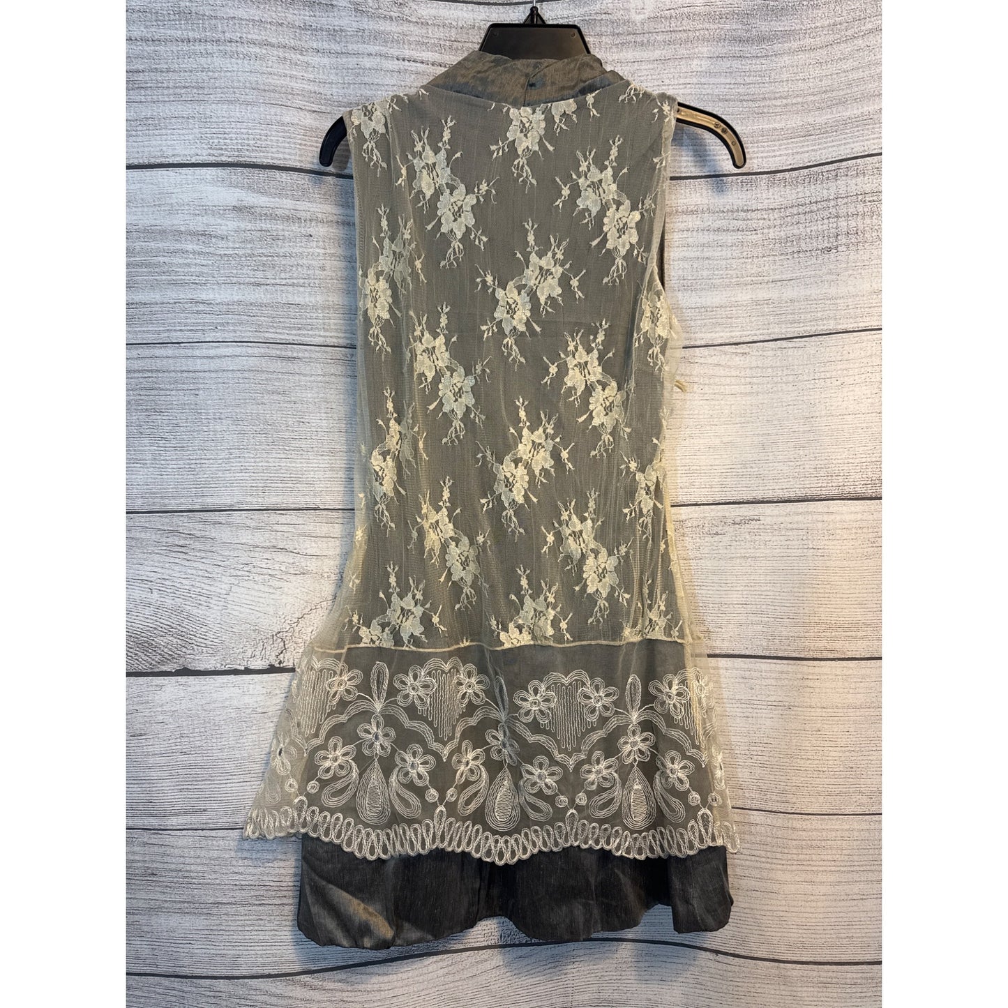 Siste's Sleeveless Lace Overlay Dress Size M/L