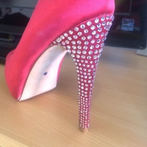 Never worn David tutera princess shoe dyed red!