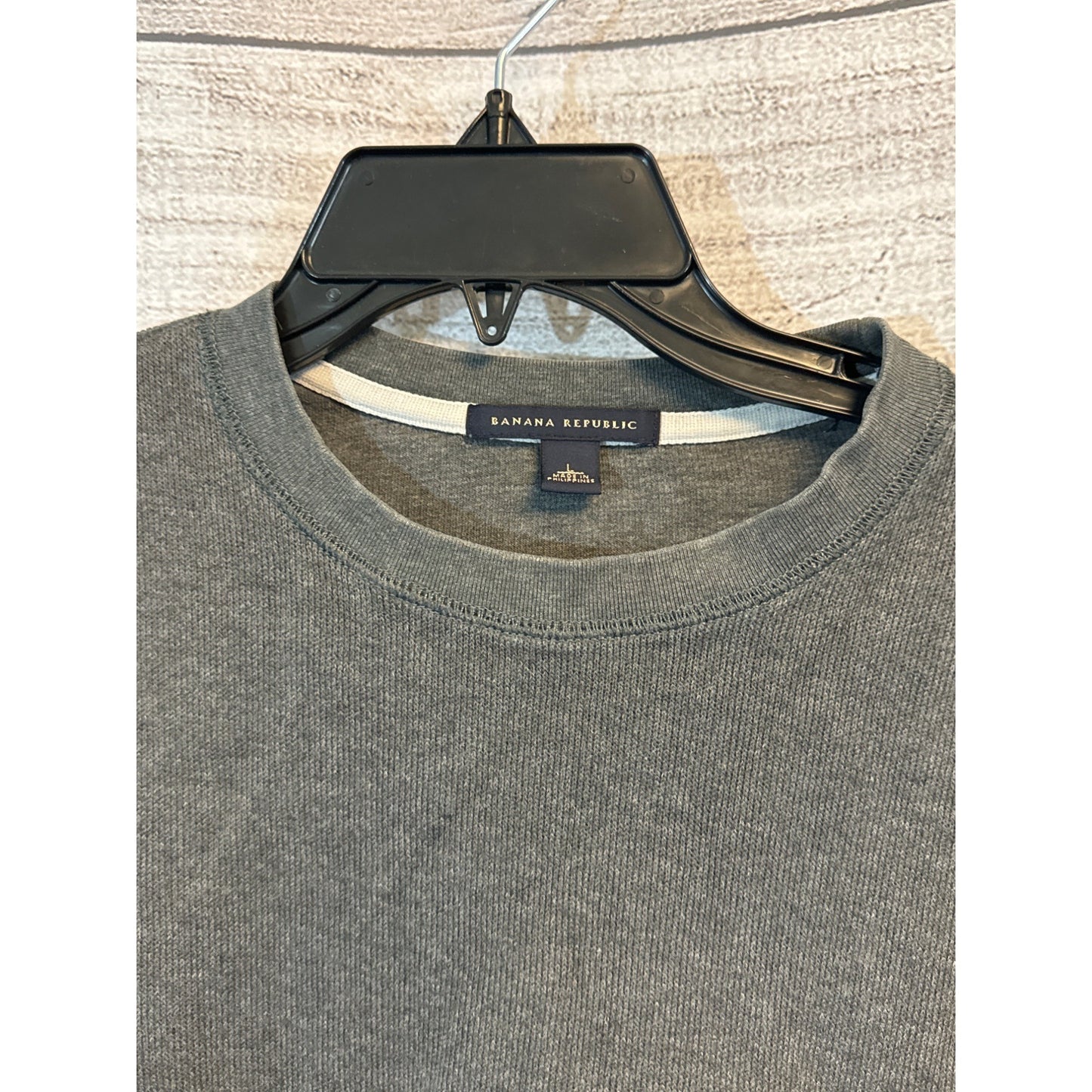 Banana Republic Mens Long-Sleeve Charcoal Gray Sweater Size M