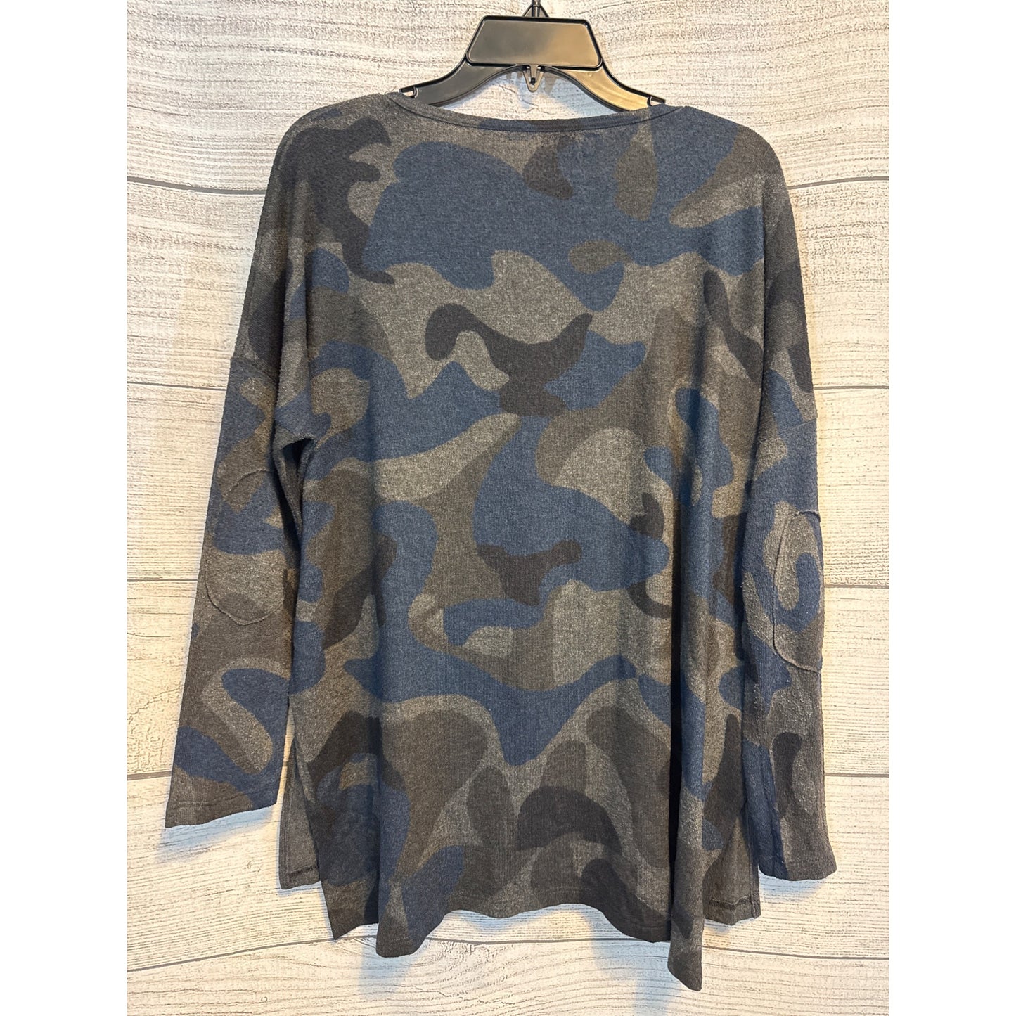 Go Couture Vintage Edition Camo Print Long Sleeve Top M