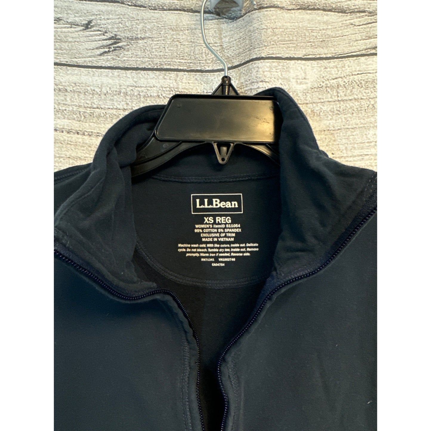 L.L. Bean Navy 1/4 Zip Pullover Sweatshirt Size XS Reg