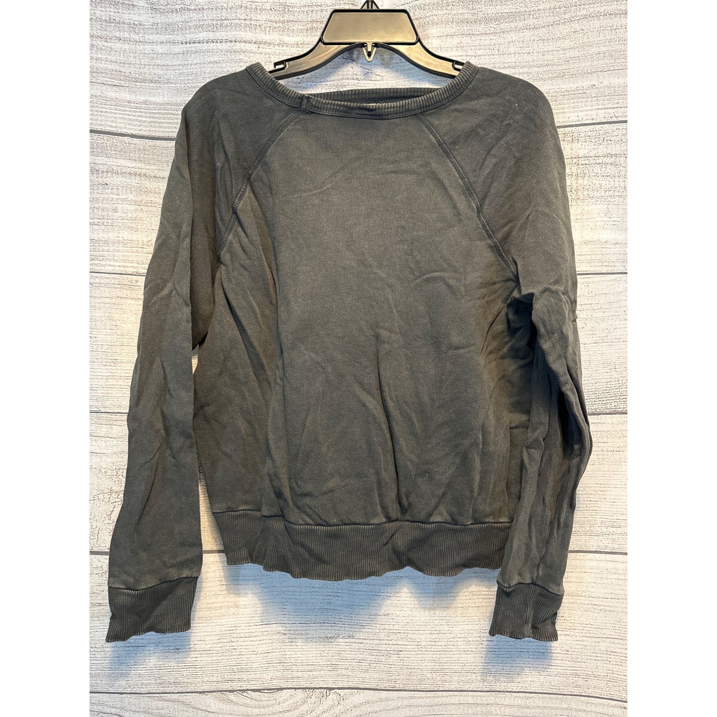 Universal Threads Iowa Hawkeyes Keyhole Sweatshirt