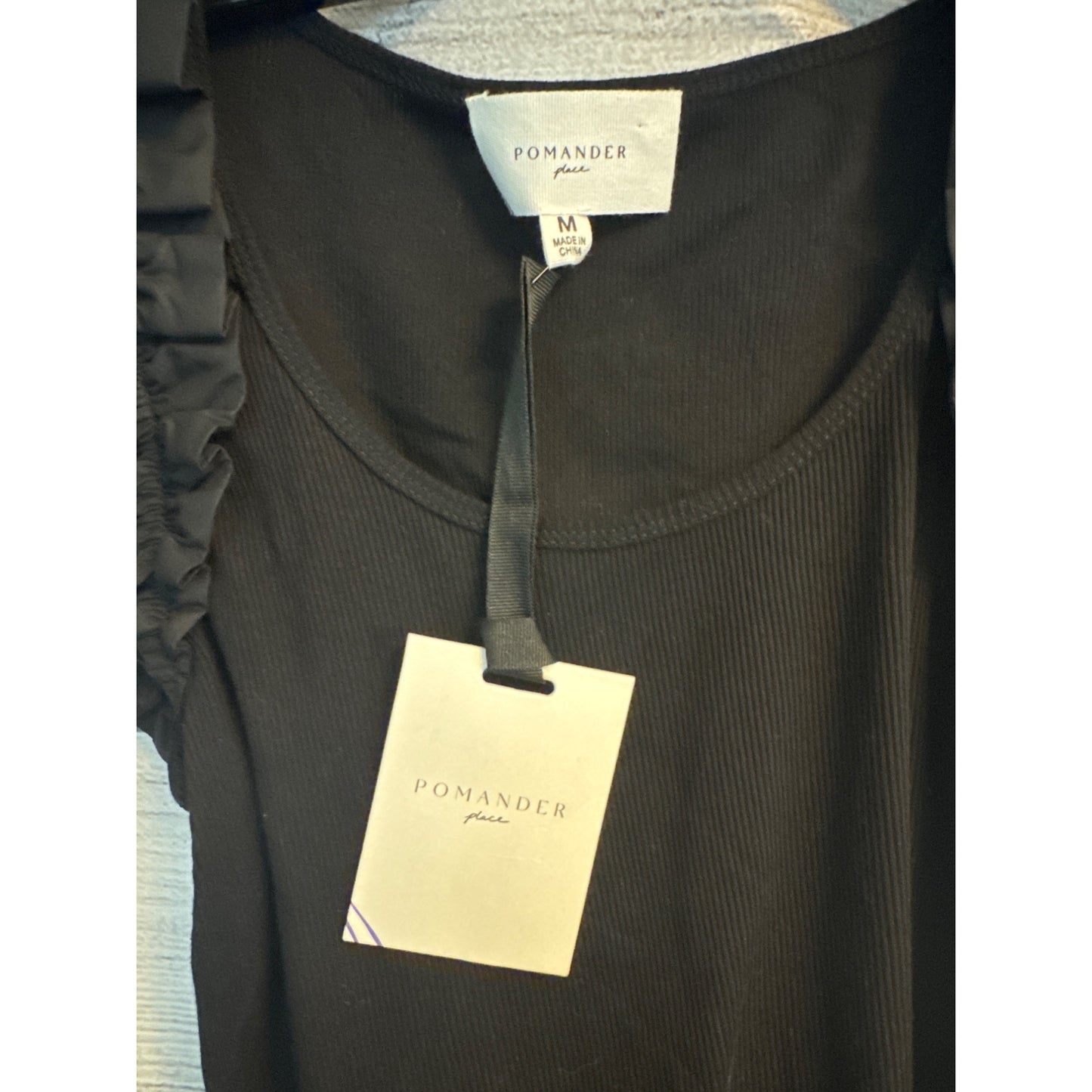 NWT Pomander Place Tory Flutter Sleeve Top Size M