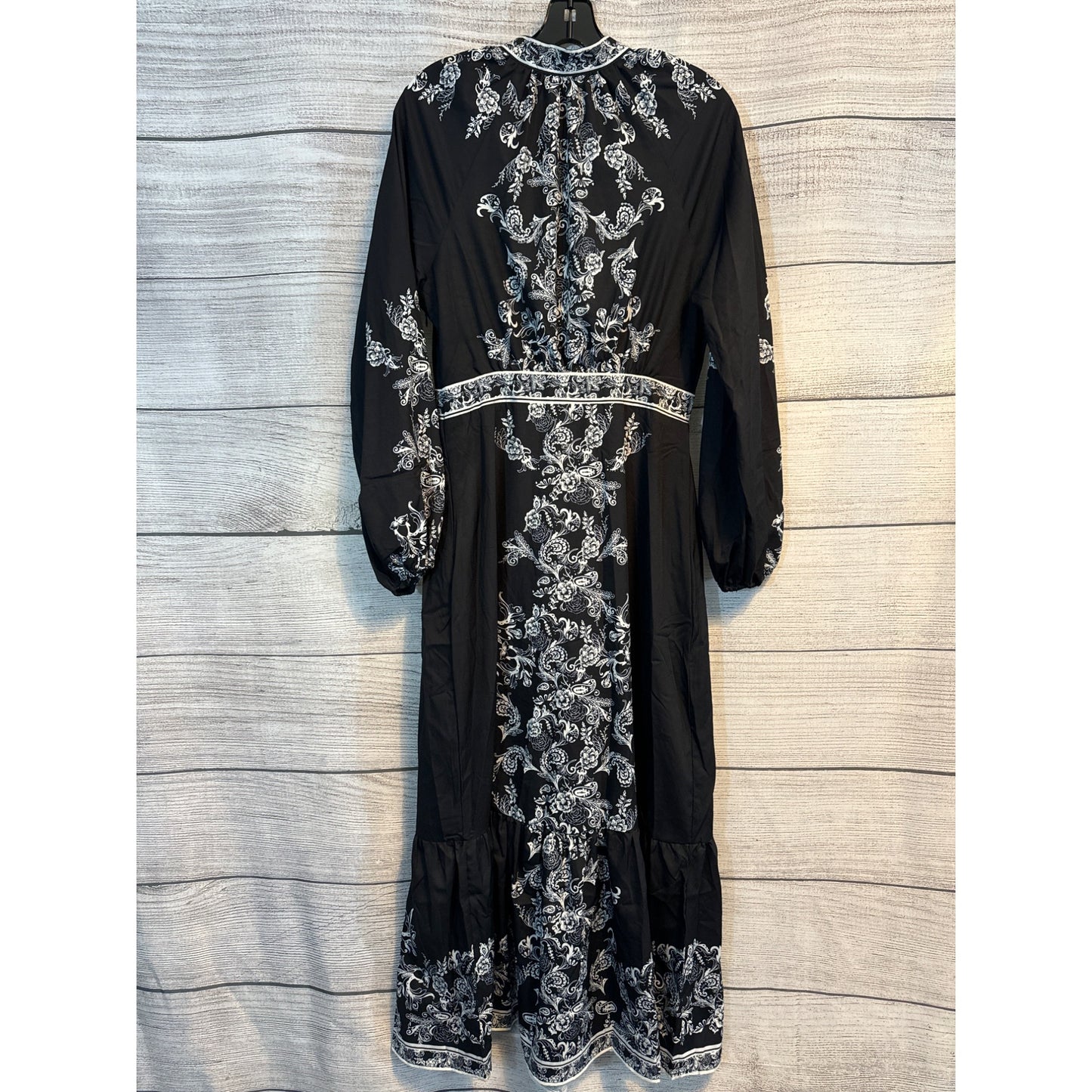 NWOT Like The Moon Floral Print Maxi Dress With Button-Front Size M