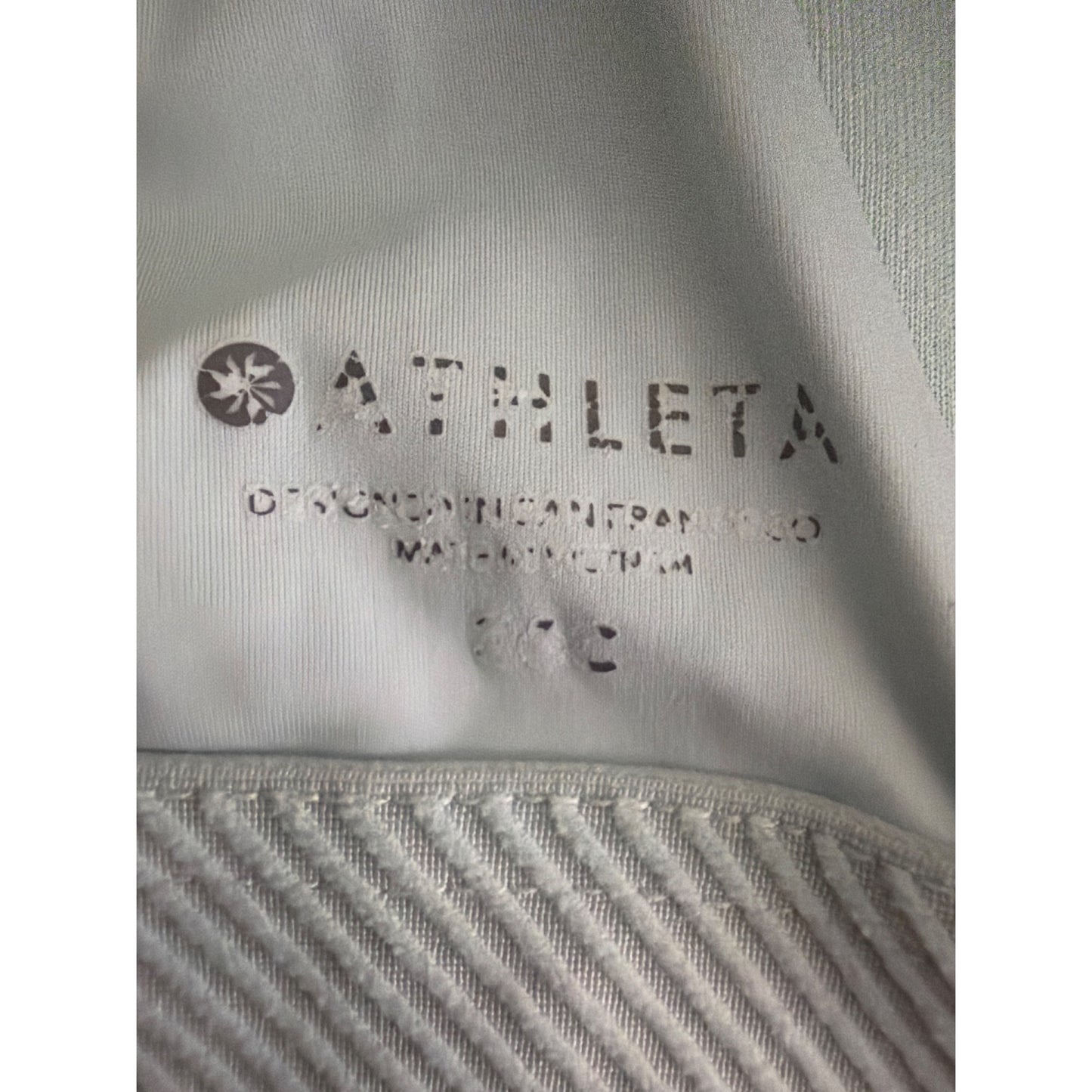 Athleta Advance Sports Bra Size 36C