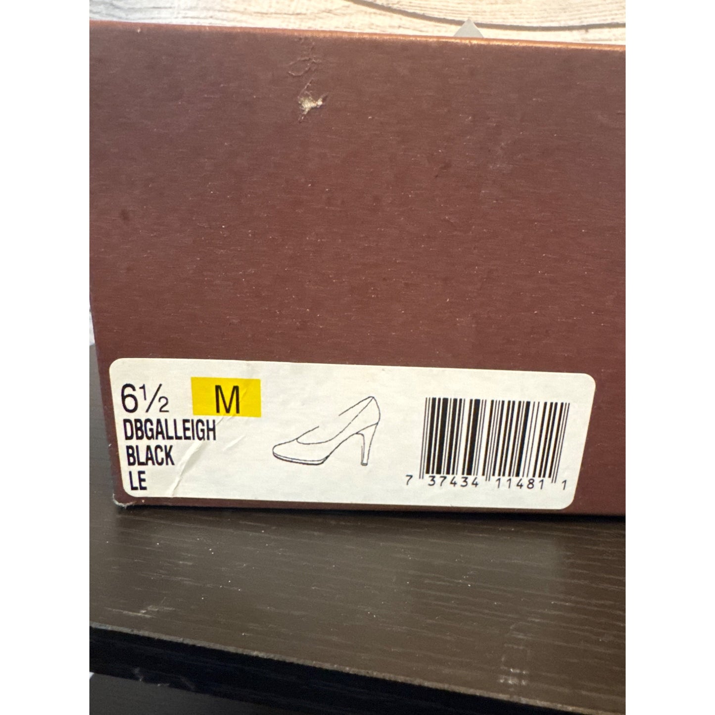 Bandolino Dbgalleigh Leather Heels Size M Size 6.5
