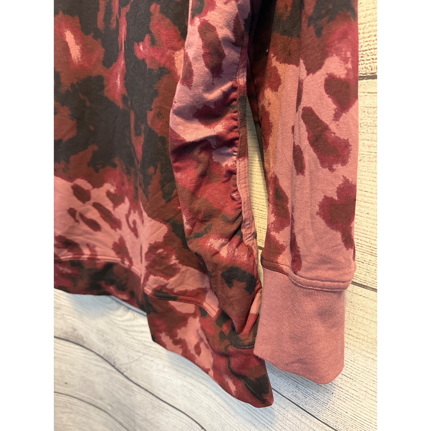 NWOT Isabel Maternity Sweatshirt Size Large